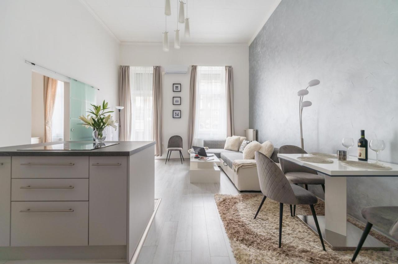 Downtown Gem Aircond Close To Heroes' Square Будапеща Екстериор снимка